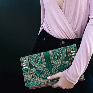 Lulus NEW Bead The Best Green Velvet Beaded Clutch